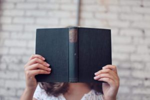 blur book girl 373465 - Nazareth Ribeiro