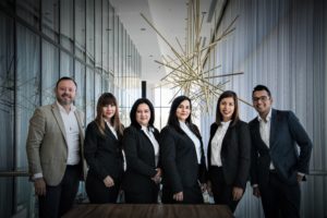 business career confidence 776615 - Nazareth Ribeiro